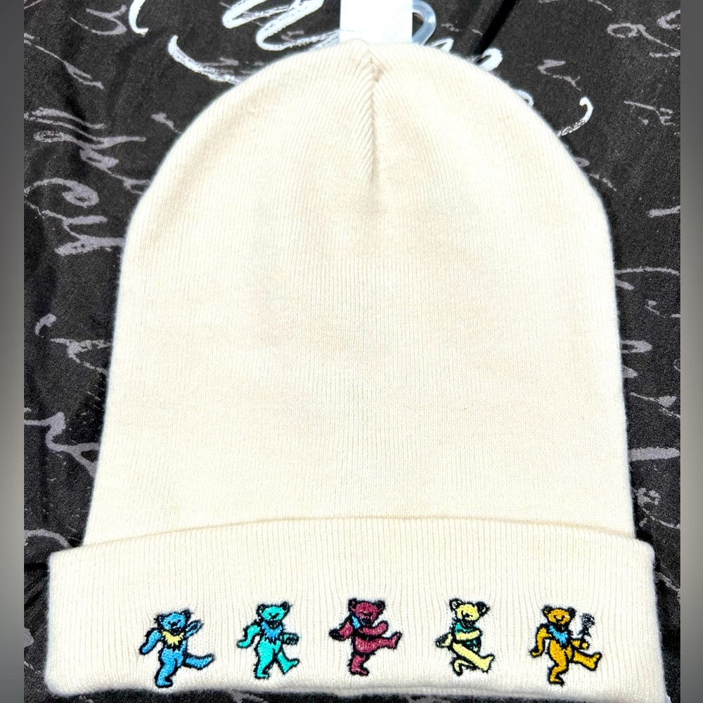 Brand new with tags AE x Grateful Dead beanie